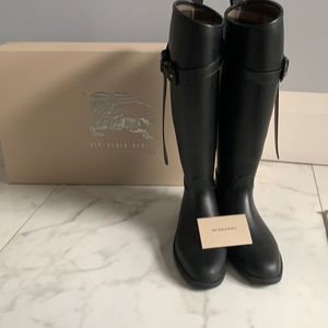 Used like new Burberry rain/riding boots